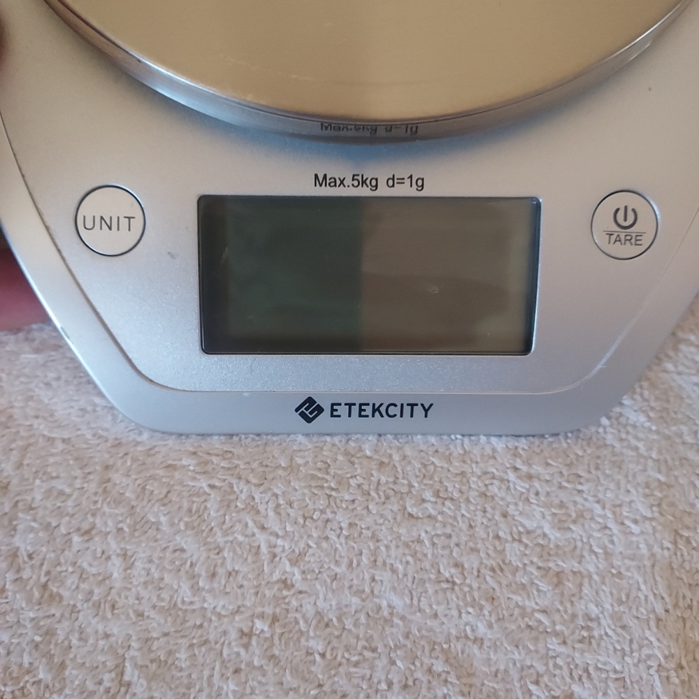 Silver Digital Kitchen Scale - Picture 4 of 5